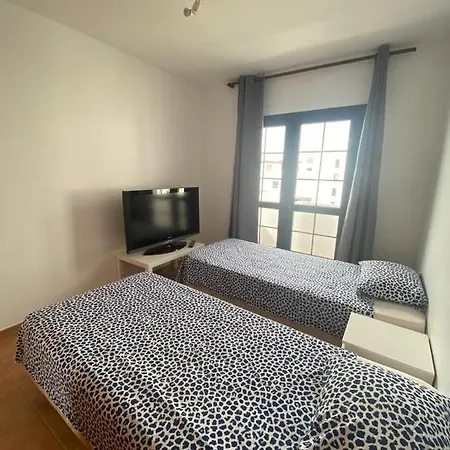 Long Surf House Hostel *