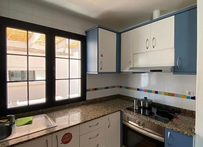 אכסניה Long Surf House