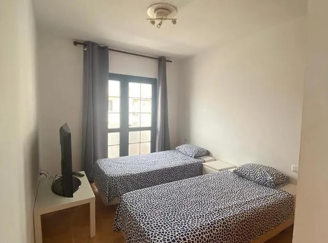Long Surf House אכסניה