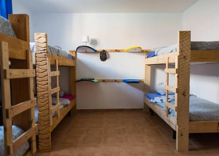 Long Surf House 旅馆 *