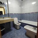 Long Surf House Hostel Corralejo